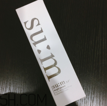 sum37泡沫潔面膏洗后緊繃嗎？干皮能用嗎？