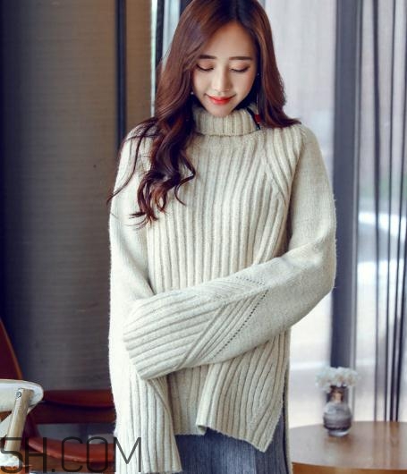杏色和米白色哪個(gè)顯白？米白色和杏色的區(qū)別