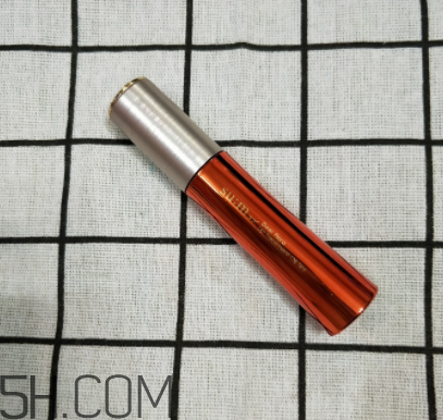 sum37呼吸唇釉是什么香味？香味好聞嗎？