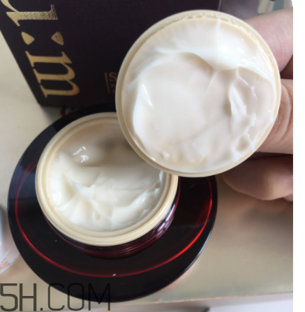 su:m37度蘇秘呼吸眼霜適合什么膚質(zhì)？什么季節(jié)？
