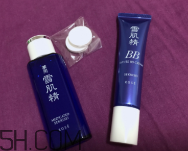 日本雪肌精bb護(hù)膚套裝有什么？適合什么膚質(zhì)？