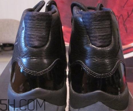 air jordan 11 blackout發(fā)售時(shí)間_多少錢(qián)？