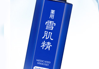 雪肌精化妝水盈潤型適合油皮嗎？適合夏季嗎？