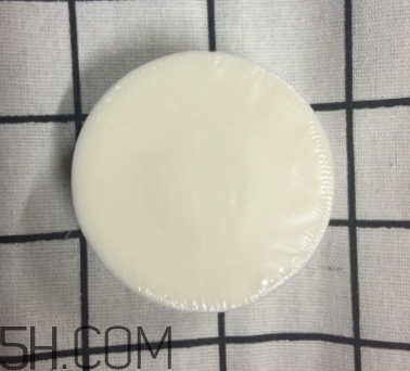 雪肌精泡沫洗顏皂適合干皮嗎？洗后緊繃嗎？