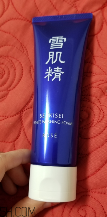雪肌精洗面奶哪款適合敏感皮？哪款適合干皮？