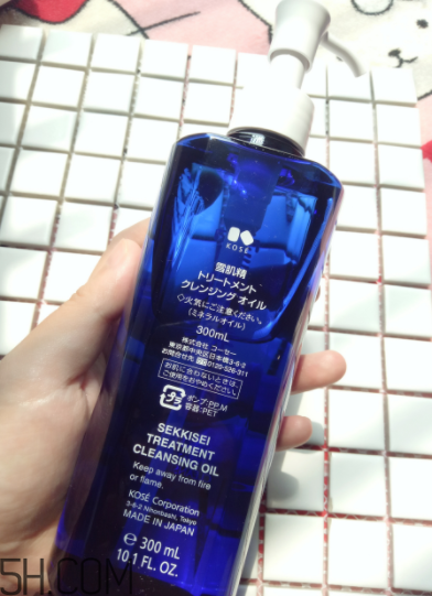雪肌精卸妝油可以卸眼妝嗎？雪肌精卸妝油乳化快嗎？