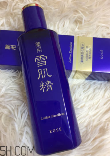 雪肌精優(yōu)純菁華水是爽膚水嗎？有什么功效？