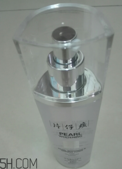 片仔癀珍珠亮膚水適合油皮嗎？適合夏季嗎？