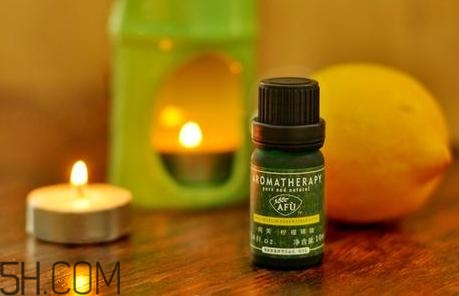 檸檬精油的功效有哪些？檸檬精油有什么功效？