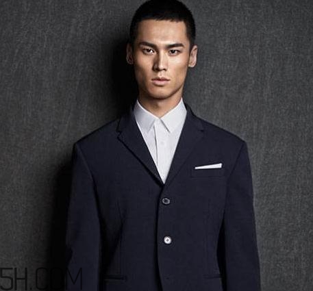 阿瑪尼衣服貴嗎？阿瑪尼衣服多少錢一件？