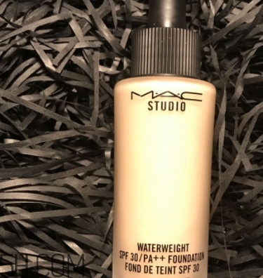 mac魅可和玫珂菲哪個好？mac魅可和make up for eve對比