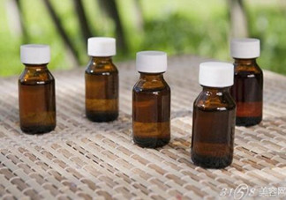 茶樹精油可以直接涂在臉上嗎？茶樹精油的功效與作用？