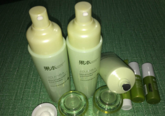 詩婷露雅荷荷巴系列有刺激嗎？適合敏感肌嗎？