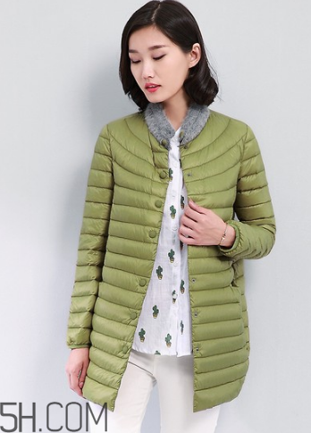 輕薄羽絨服保暖嗎？羽絨服的充絨量標(biāo)準(zhǔn)多少？