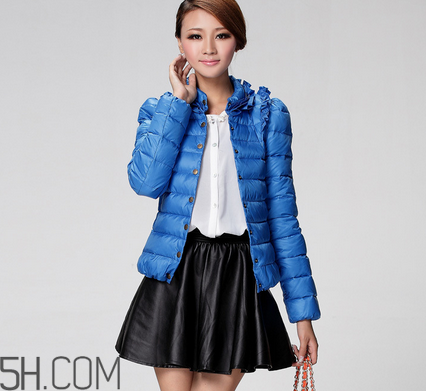 女裝羽絨服怎么挑選？羽絨服的清洗技巧