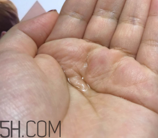 羽西蟲草新肌水有什么功效？適合什么膚質(zhì)？