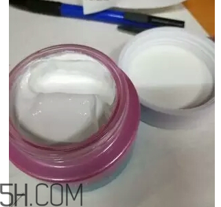 植美村素顏霜好用嗎？含有害成分嗎？