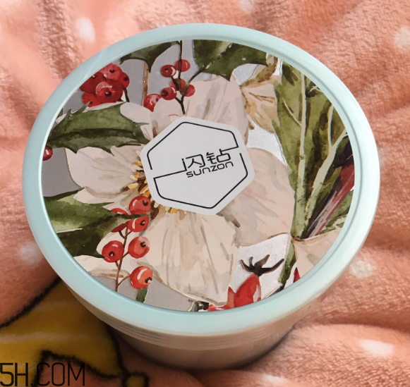 閃鉆植物燙染修復(fù)發(fā)膜好用嗎？閃鉆植物燙染修復(fù)發(fā)膜使用心得