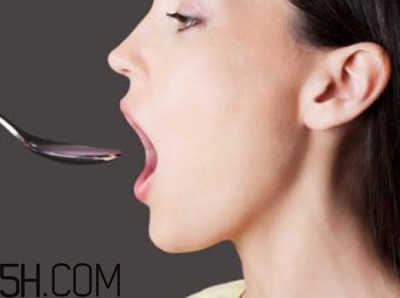 咽喉炎能吃什么水果？咽喉炎的癥狀有哪些？