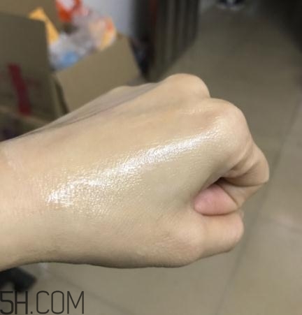 萱姿抗皺緊致滲透乳怎么樣？萱姿抗皺緊致滲透乳好用嗎？