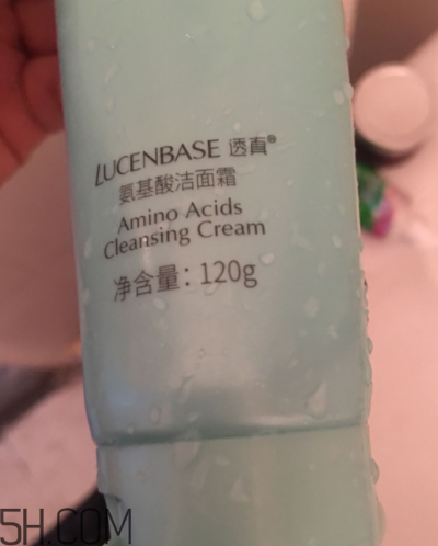 透真氨基酸潔面霜過敏嗎？透真氨基酸潔面霜適合敏感肌嗎？