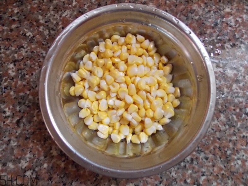 紅豆薏米能和玉米一起煮嗎？紅豆薏米加玉米有什么好處？