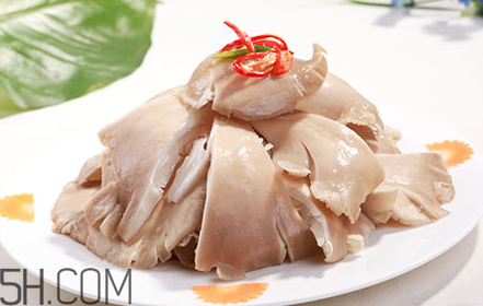 平菇可以和雞蛋一起做湯嗎？平菇和木耳能一起吃嗎？