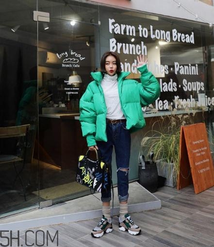 面包服搭配什么鞋子？面包服搭配鞋子圖片