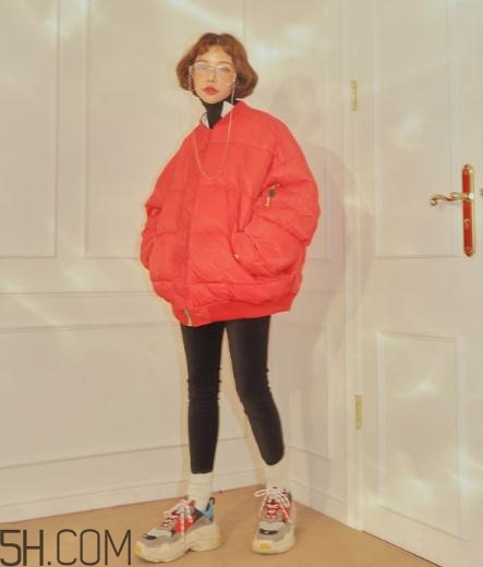 面包服搭配什么鞋子？面包服搭配鞋子圖片