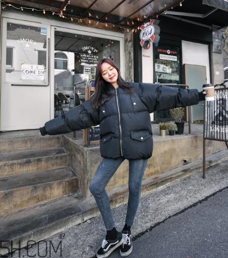 面包服搭配什么鞋子？面包服搭配鞋子圖片
