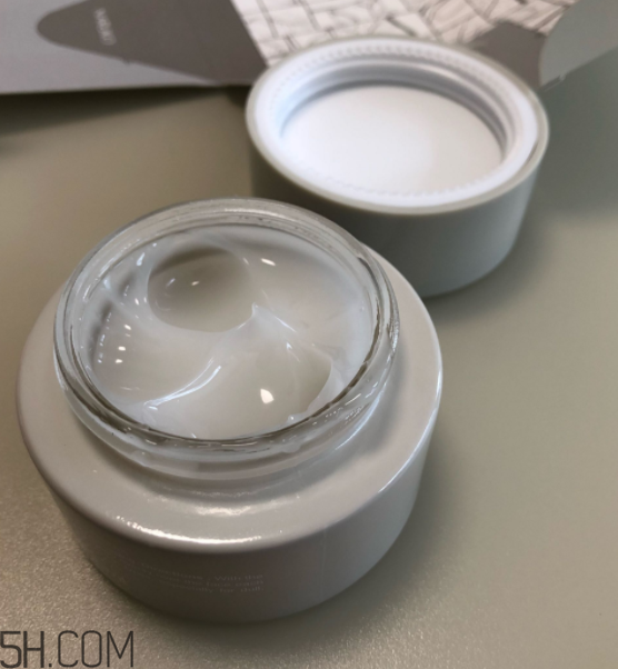 牛爾白玉蘭凍膜什么功效？牛爾白玉蘭凍膜熟齡肌適合嗎？