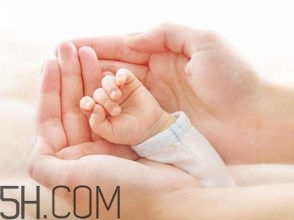 順產(chǎn)時(shí)吃什么補(bǔ)充體力？生孩子時(shí)可以吃東西嗎？