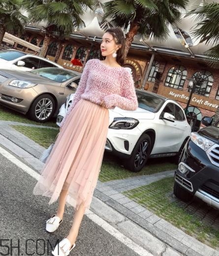 粉色裙子配什么鞋子？不同款式不同的風(fēng)格