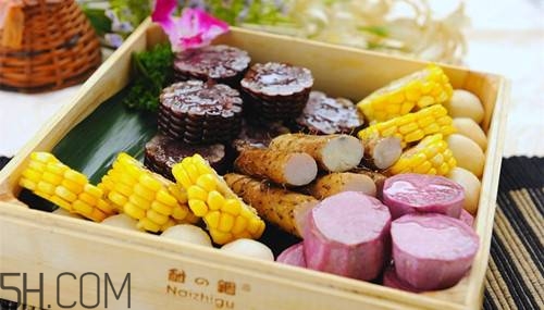 冬季飲食的注意事項(xiàng)是什么？冬季下雪天該如何穿衣？