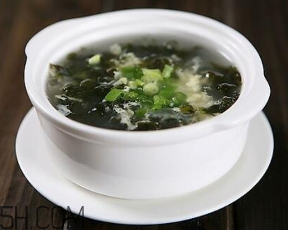 海苔和紫菜哪個更養(yǎng)生？海苔是紫菜的華麗轉(zhuǎn)身？