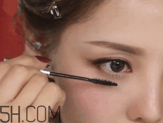 V型眼線怎么畫？V型眼線畫好美到冒泡