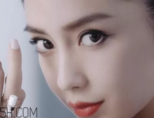 V型眼線怎么畫？V型眼線畫好美到冒泡