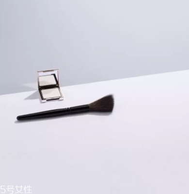 高光刷哪個牌子好？好用到哭的高光刷