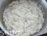 臘腸在蒸之前要泡水嗎？吃臘腸兩步走