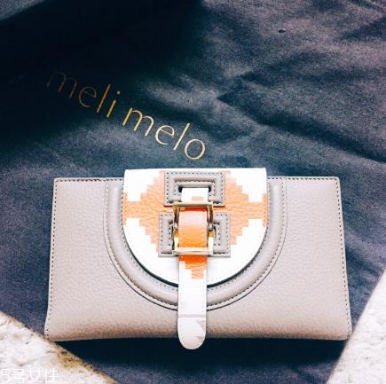 meli melo包包怎么樣？這個(gè)英國(guó)奢侈品牌不一般