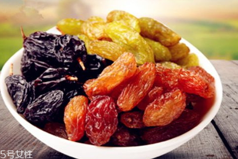 葡萄干生蟲(chóng)了還能吃嗎 生蟲(chóng)的葡萄干更天然