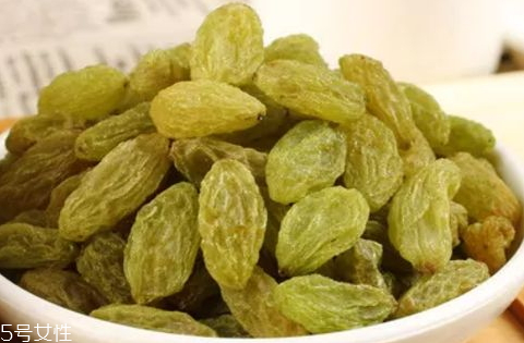 葡萄干生蟲(chóng)了還能吃嗎 生蟲(chóng)的葡萄干更天然