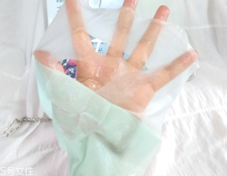 自然堂冰川水水光面膜怎么用？回歸肌膚的真實美麗