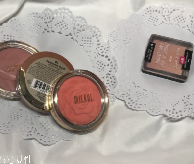 怎么打造高級(jí)臉？巧用腮紅顏值up up！