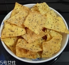 炸麻葉怎么做才脆酥？掌握這些技巧就很簡(jiǎn)單