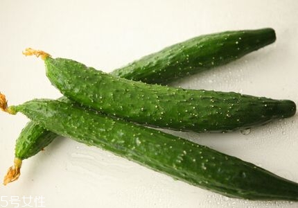 女性經(jīng)常揉肚子能減肥嗎？揉肚子好處多多
