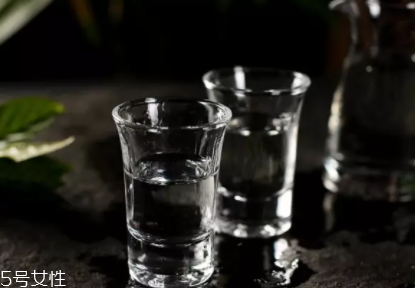 白酒喝之前要醒酒嗎？酒精揮發(fā)利于健康