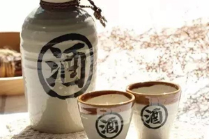 喝白酒有哪些好處？喝點(diǎn)白酒能激活腸胃