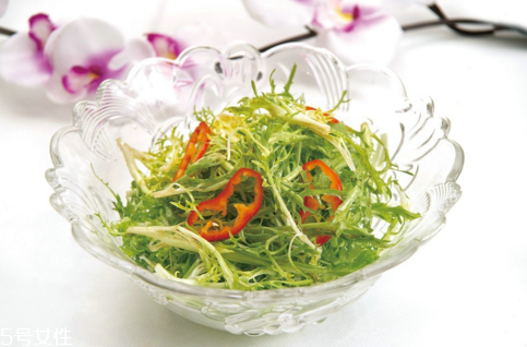 苦菊可以生吃嗎？營(yíng)養(yǎng)健康苦菊菜做法