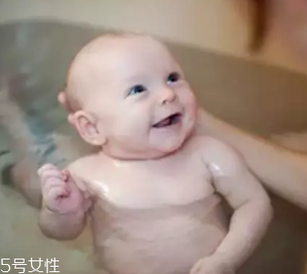 寶寶肛瘺該怎么辦？不要急著動(dòng)刀切除